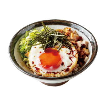 焼豚丼（半熟玉子入り）